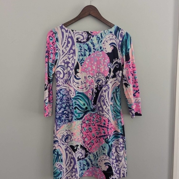 LILLY PULITZER Sophie UPF 50+ Dress in All That She Wants Print - Picture 8 of 16